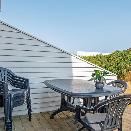 4 Person Holiday Home In R M Sønderby Esterno foto